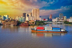 Dịch vụ Vận chuyển bằng đường thủy (Barge)